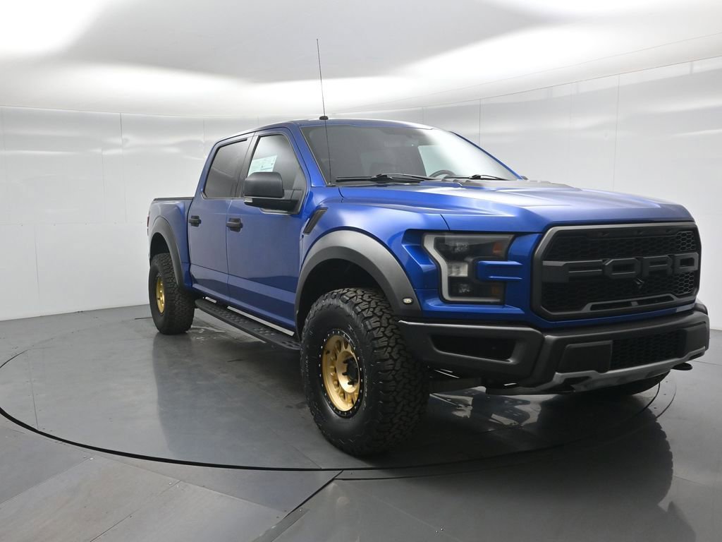 Certified 2017 Ford F150 Raptor w/ Equipment Group 801A Mid image 54