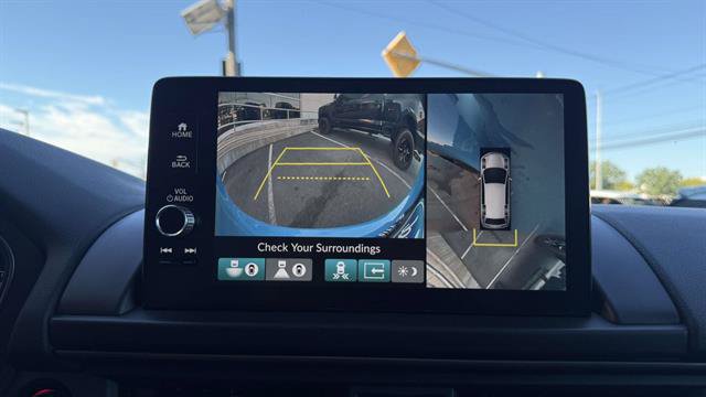 Used 2025 Honda Pilot TrailSport image 20