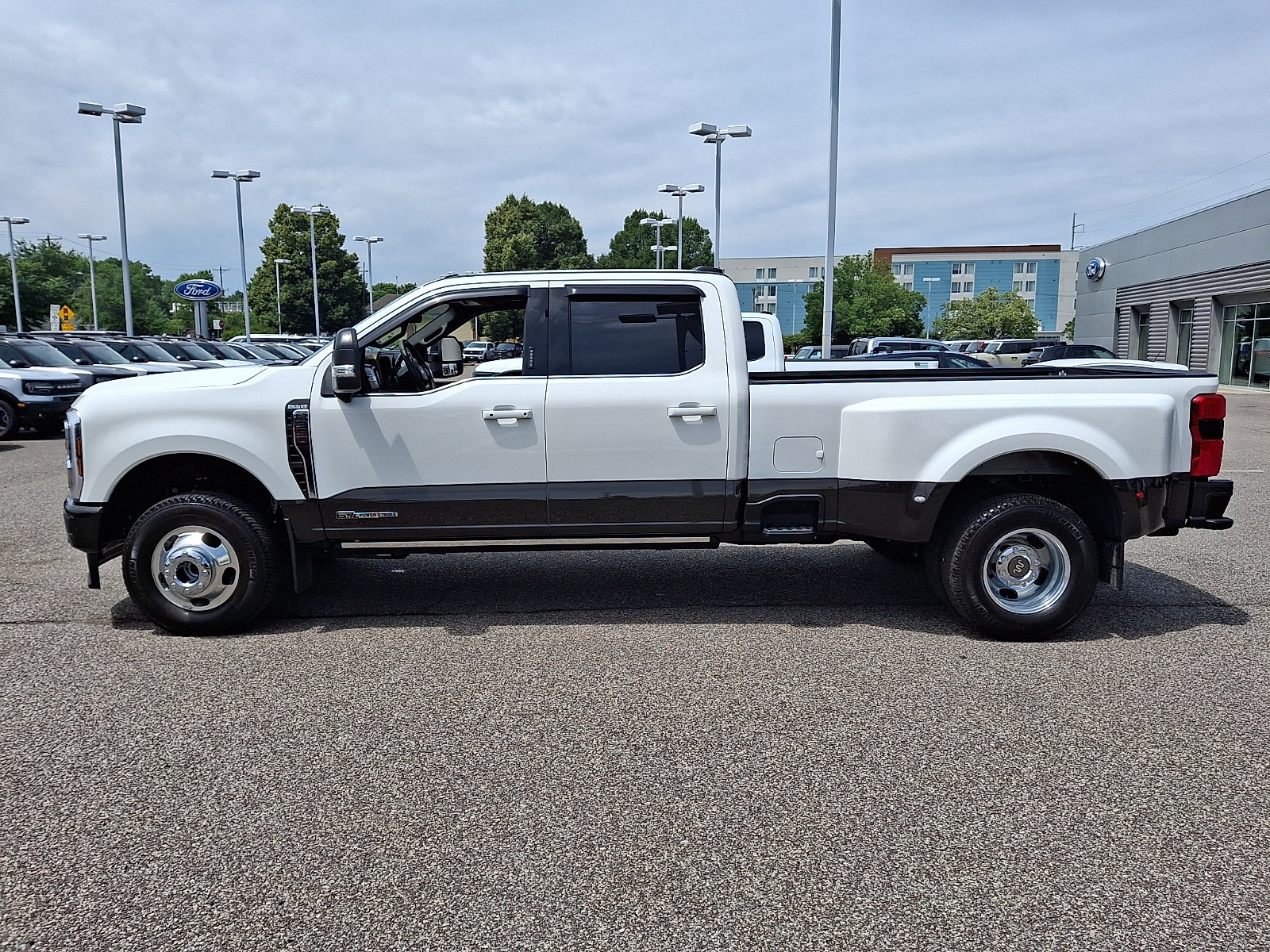 Certified 2024 Ford F350 King Ranch AWD/4WD image 6