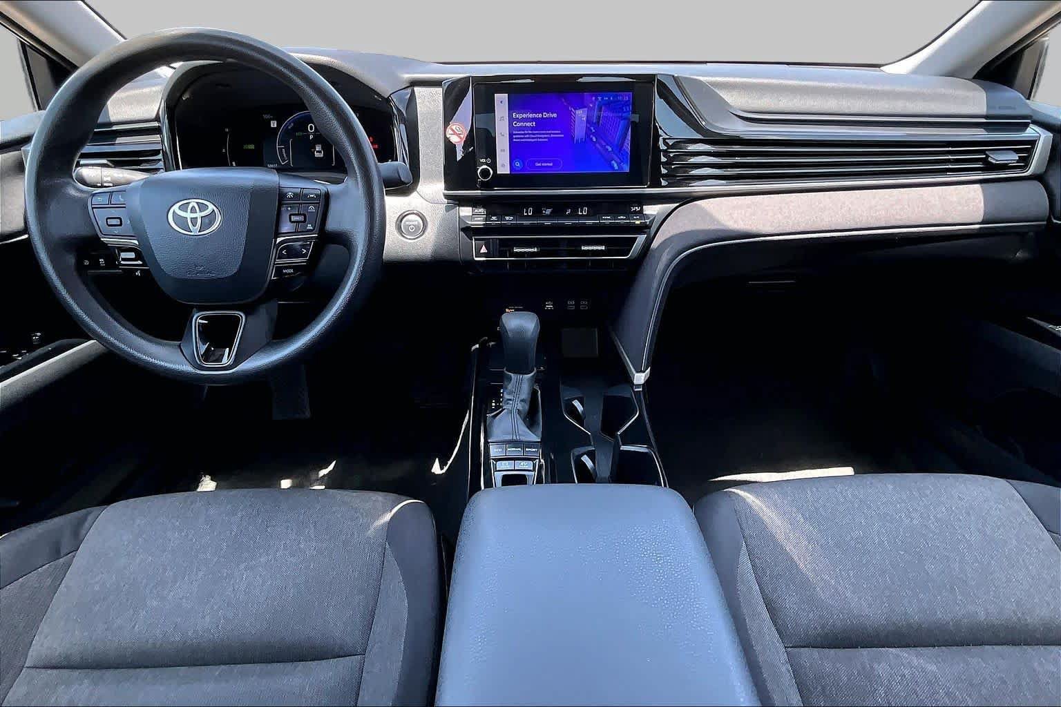 Used 2025 Toyota Camry LE FWD image 15