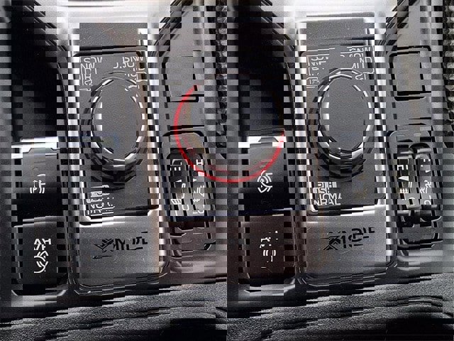 Used 2024 Subaru Forester Limited w/ POP Package 3 image 19