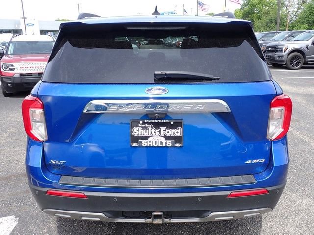 Certified 2021 Ford Explorer XLT w/ Equipment Group 202A AWD/4WD image 6