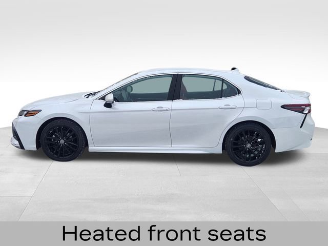Used 2023 Toyota Camry XSE image 2