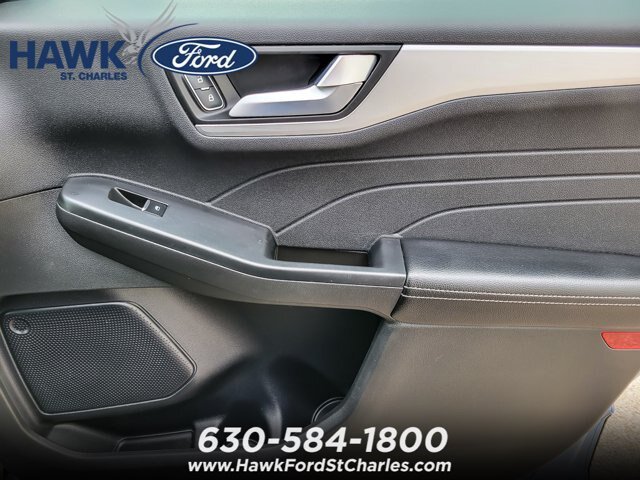 Certified 2024 Ford Escape Platinum w/ Class II Trailer Tow Package AWD/4WD image 23