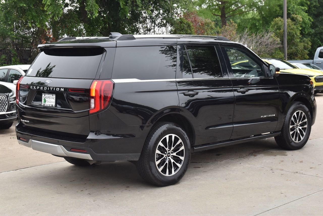 Certified 2025 Ford Expedition Platinum AWD/4WD image 8