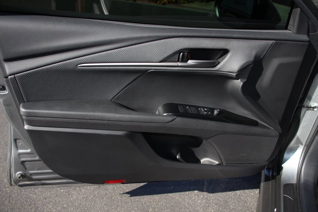 Used 2025 Toyota Camry SE FWD image 22