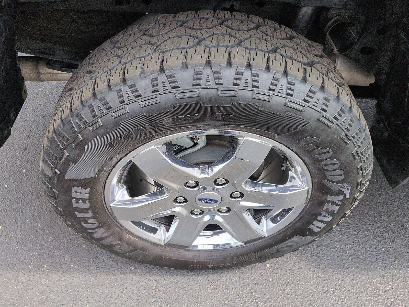 Certified 2024 Ford Ranger XLT w/ Technology Package AWD/4WD image 9