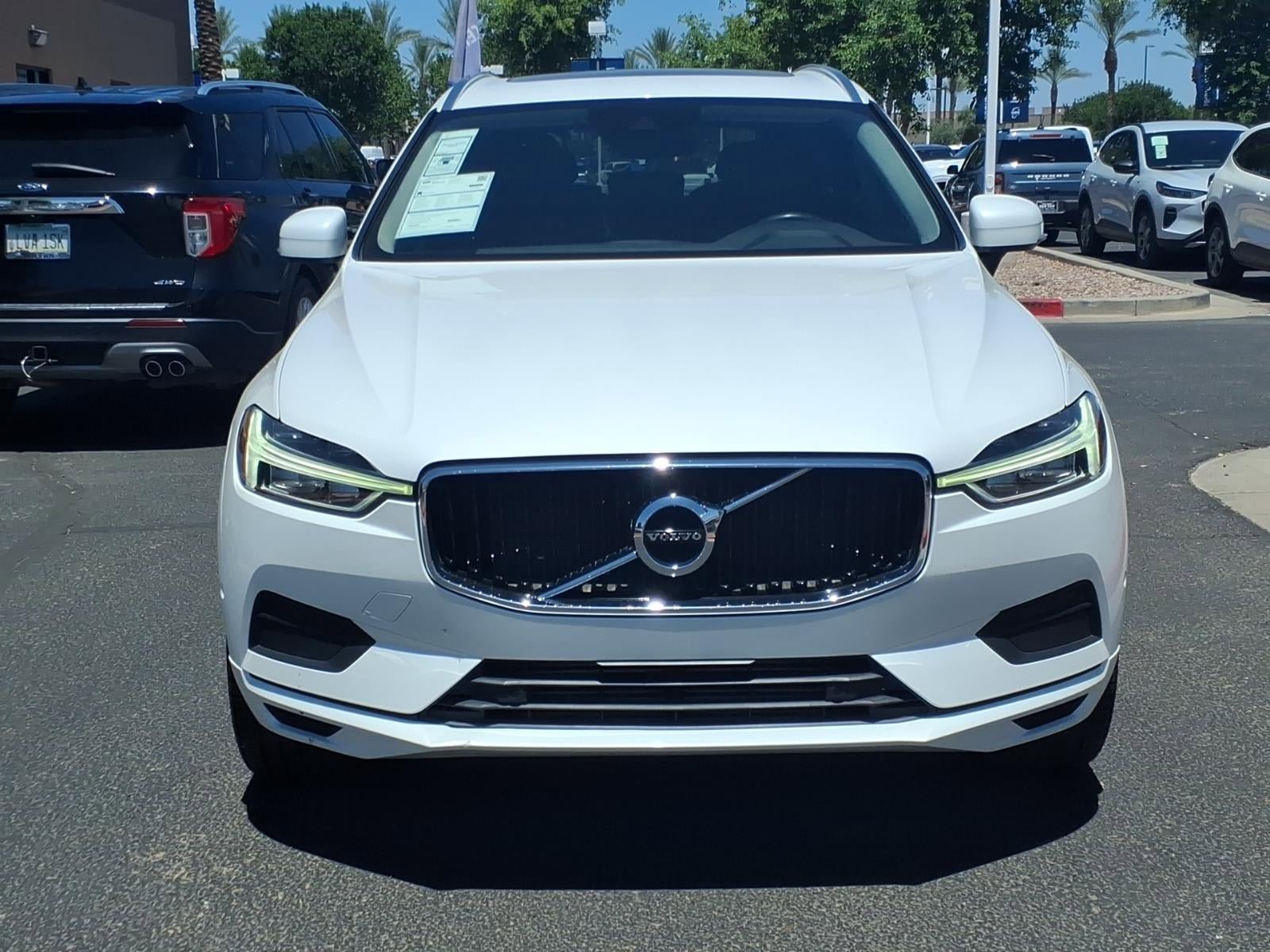 Used 2019 Volvo XC60 T5 Momentum w/ Premium Package AWD/4WD image 2