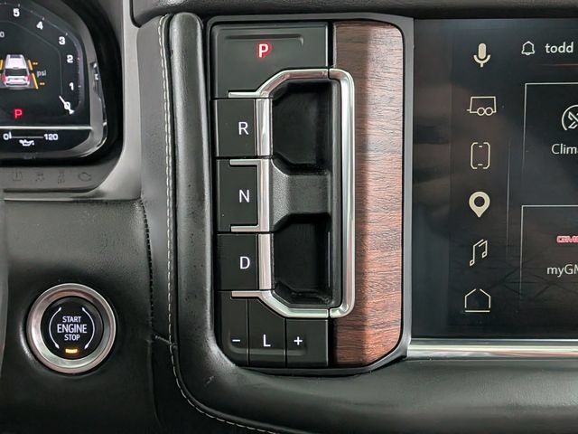 Used 2023 GMC Yukon Denali Ultimate AWD/4WD image 34