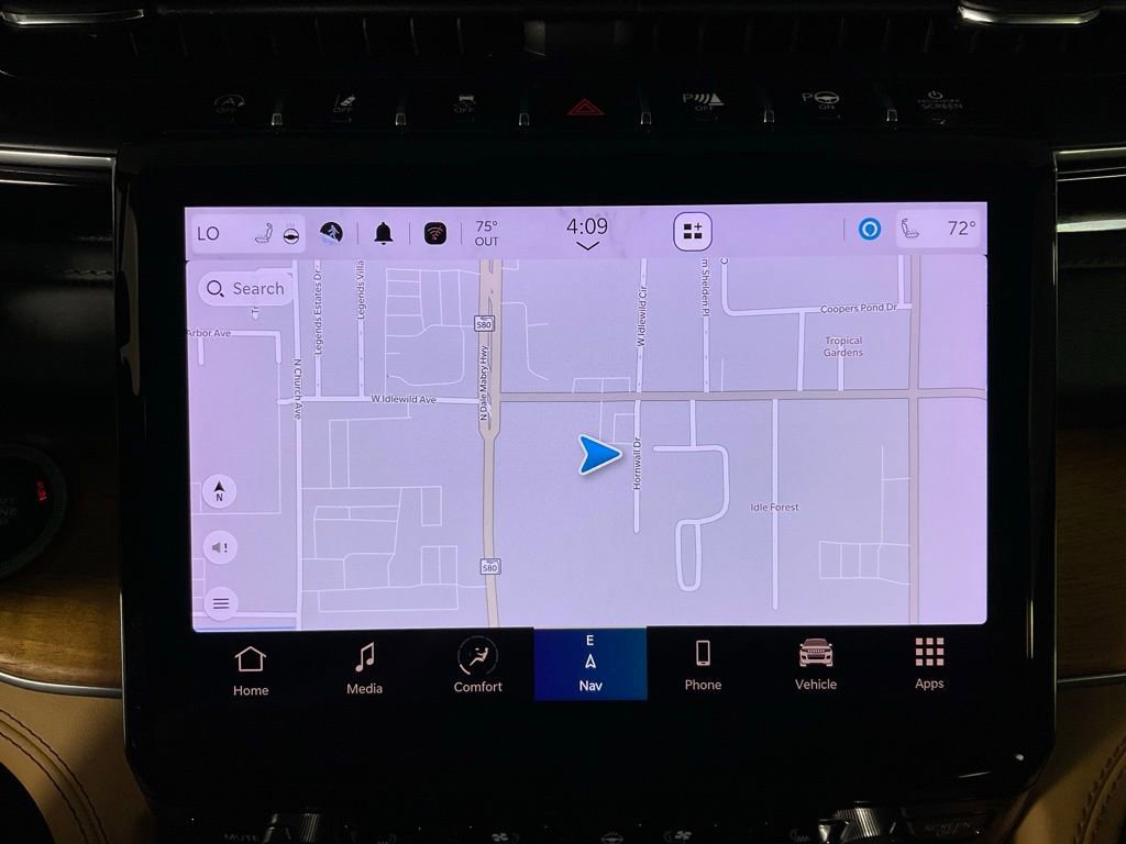 Used 2023 Jeep Grand Cherokee Summit image 22