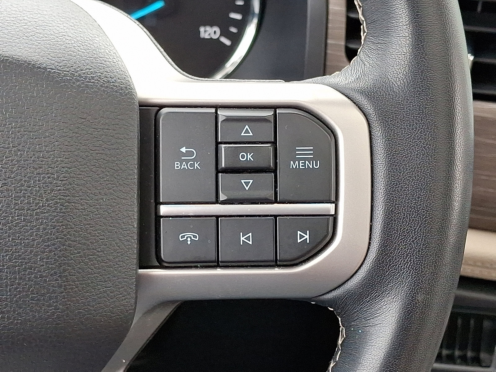 Certified 2024 Ford Expedition Limited AWD/4WD image 25