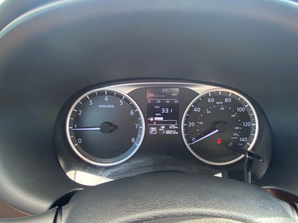 Used 2023 Nissan Kicks S image 14