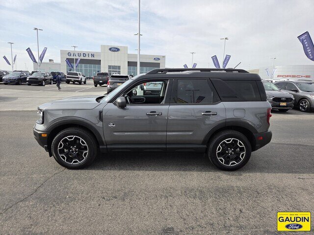 Certified 2025 Ford Bronco Sport Outer Banks w/ Outer Banks Tech Package+ AWD/4WD image 4