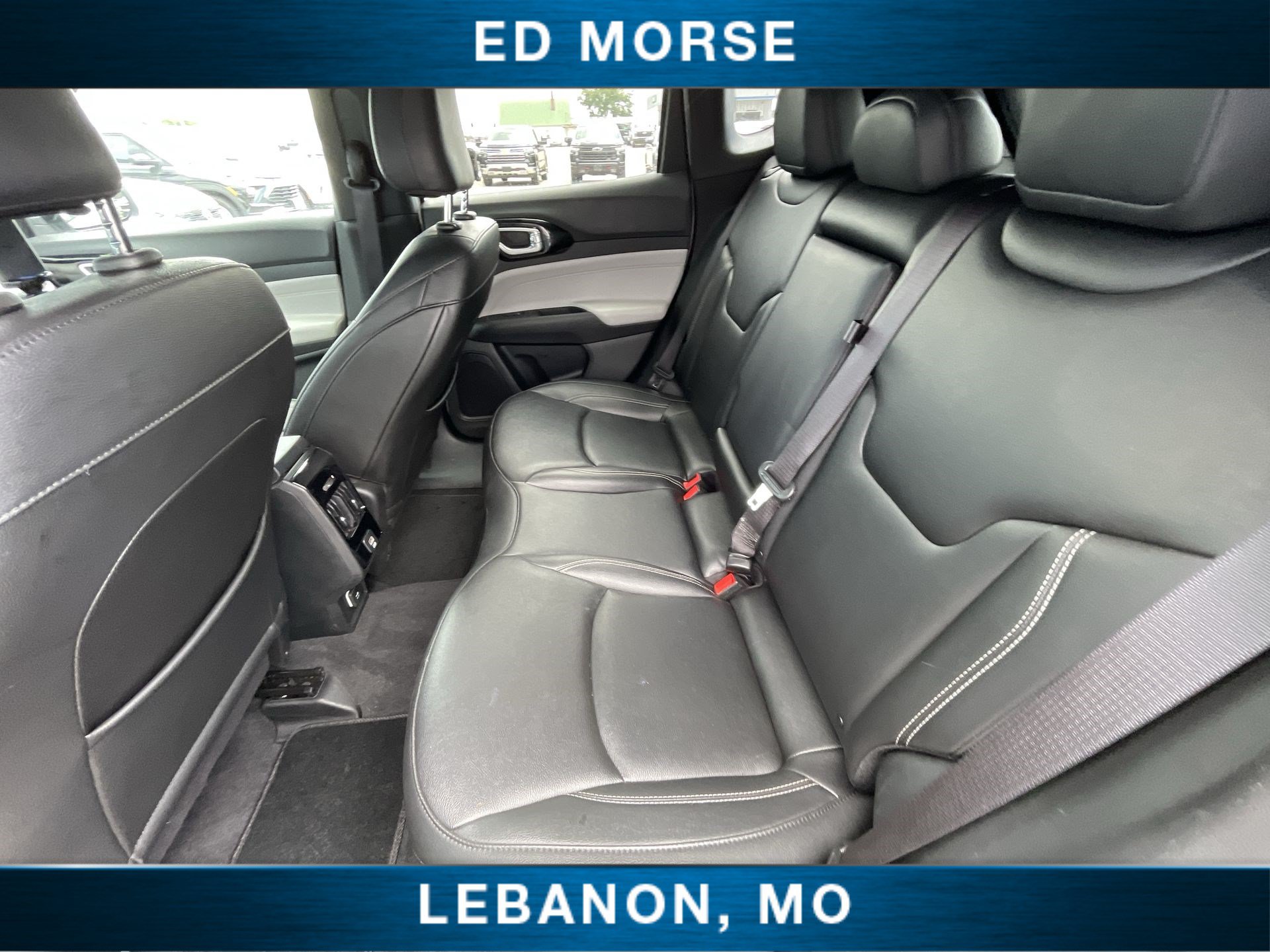 Used 2025 Jeep Compass Limited AWD/4WD image 22