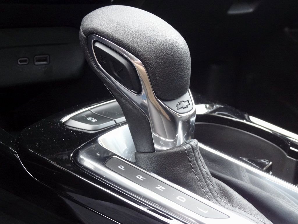 Used 2026 Chevrolet Trax ACTIV w/ Sunroof Package image 11