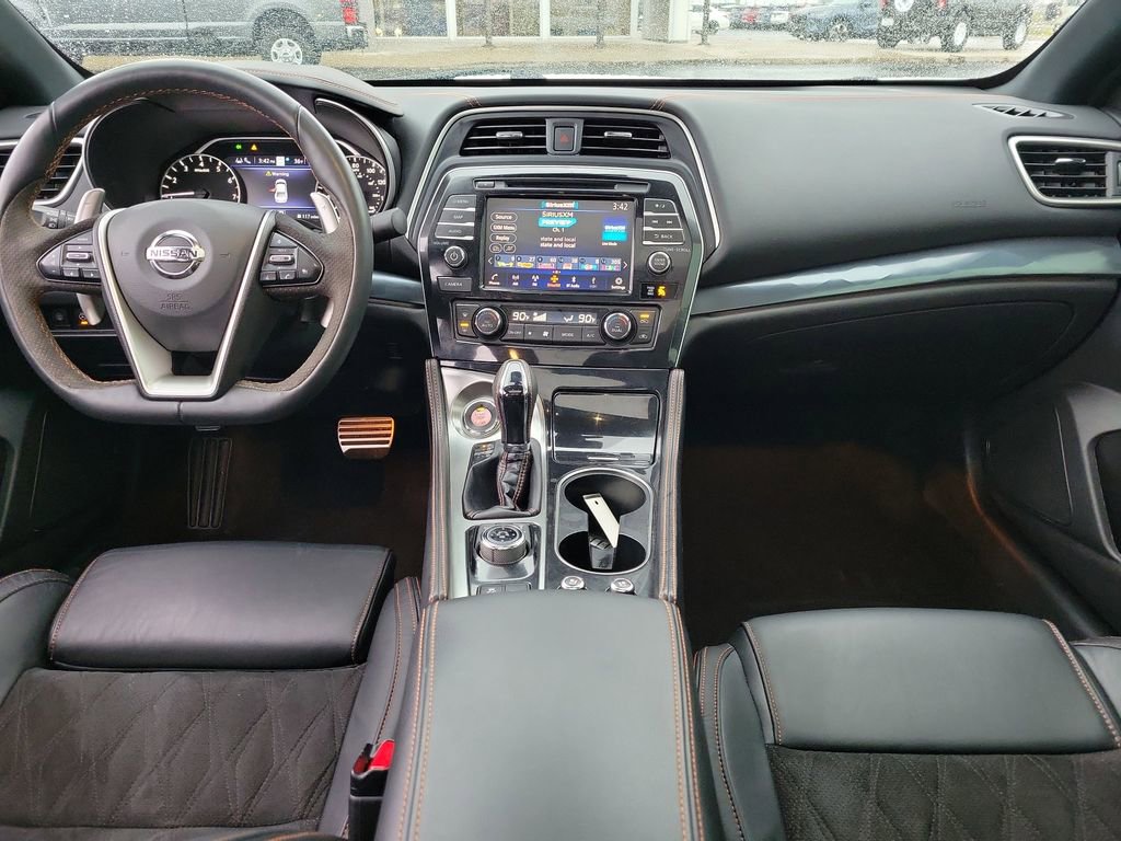 Used 2022 Nissan Maxima SR w/ Sport Mat Group image 11