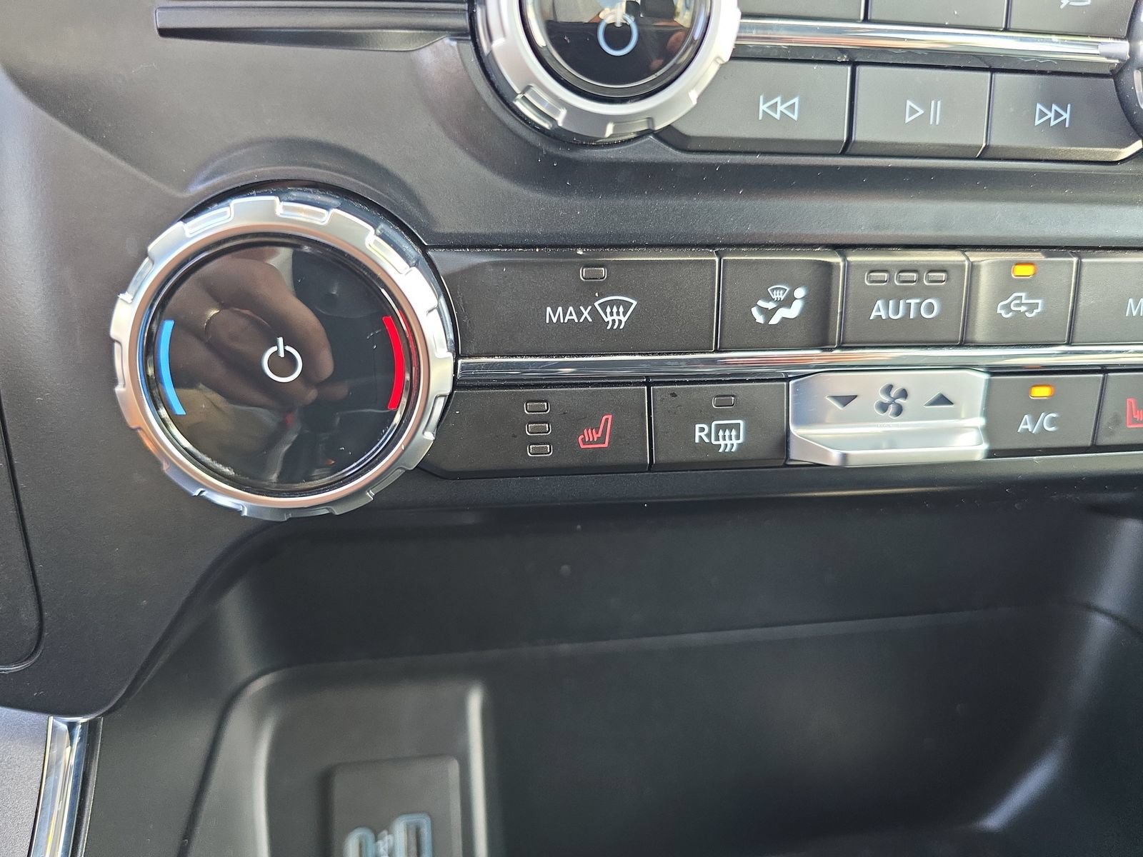Certified 2023 Ford F150 Lightning XLT AWD/4WD image 21