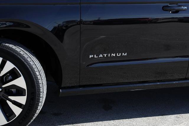 Certified 2025 Ford Expedition Max Platinum w/ Driver's Package image 4