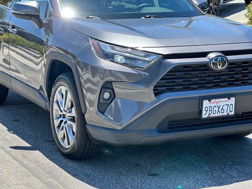 Used 2022 Toyota RAV4 XLE Premium FWD image 14