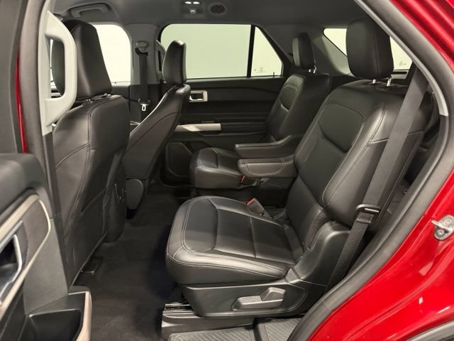 Certified 2023 Ford Explorer XLT w/ Equipment Group 202A AWD/4WD image 31