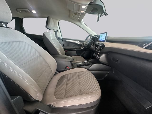 Certified 2021 Ford Escape SE w/ SE Sport Appearance Package AWD/4WD image 17