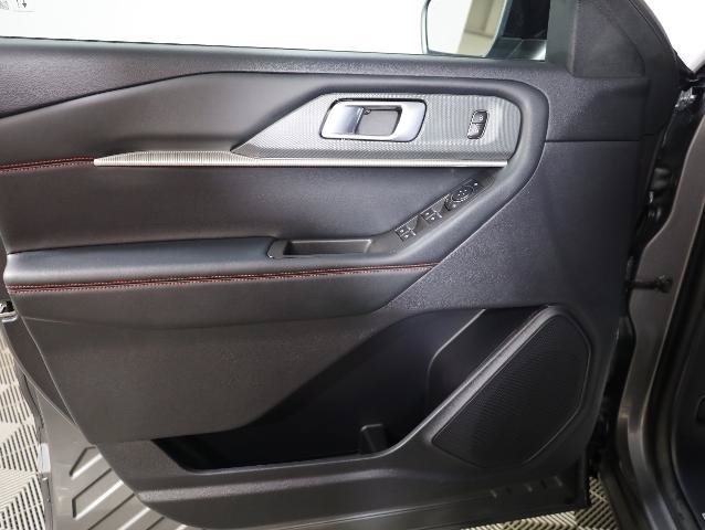 Certified 2025 Ford Explorer ST-Line AWD/4WD image 28