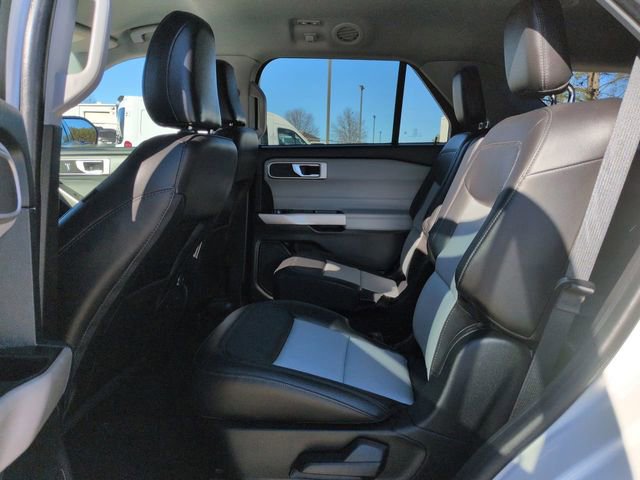 Certified 2023 Ford Explorer XLT w/ Equipment Group 202A image 17