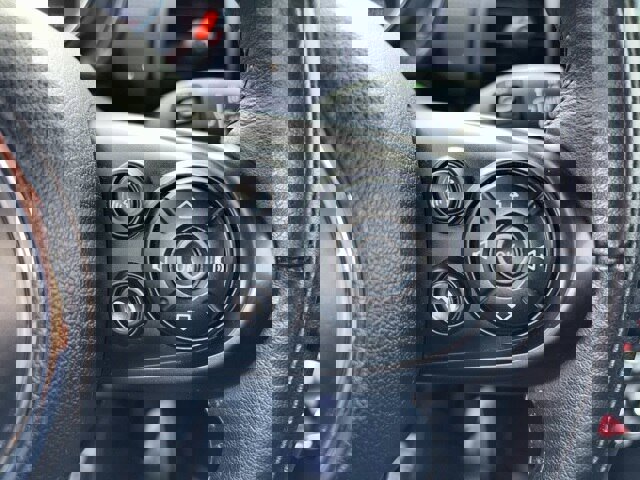 Used 2018 MINI Cooper Convertible image 28