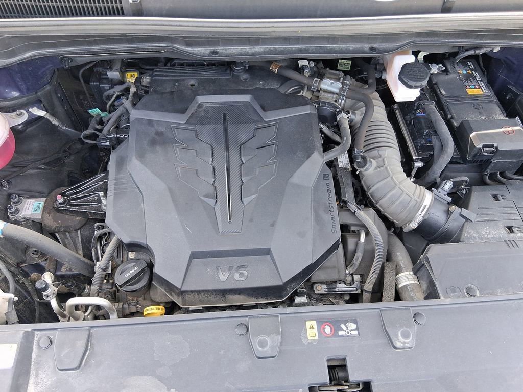 Used 2023 Kia Carnival LX image 40