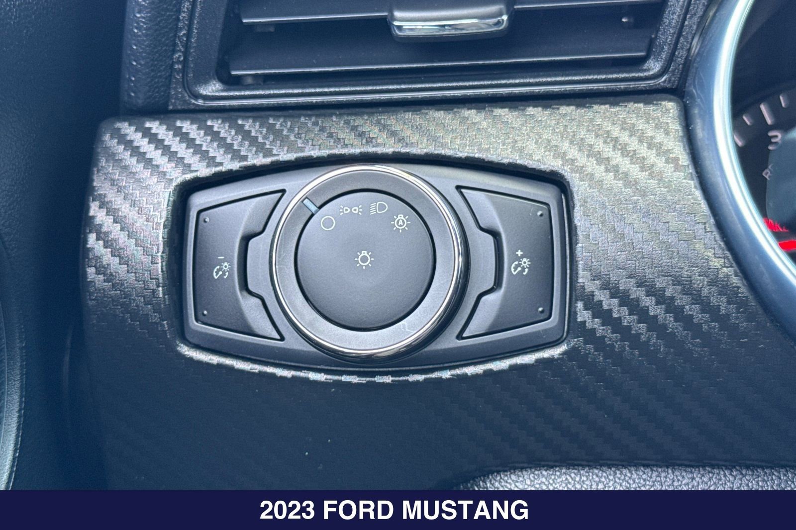Certified 2023 Ford Mustang Convertible w/ Equipment Group 101A RWD image 29