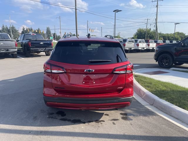 Used 2023 Chevrolet Equinox RS FWD image 5