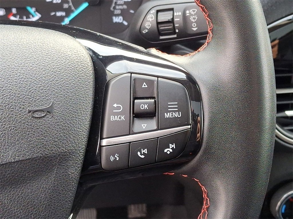 Certified 2022 Ford Escape SEL w/ SEL Stealth AWD Package image 23