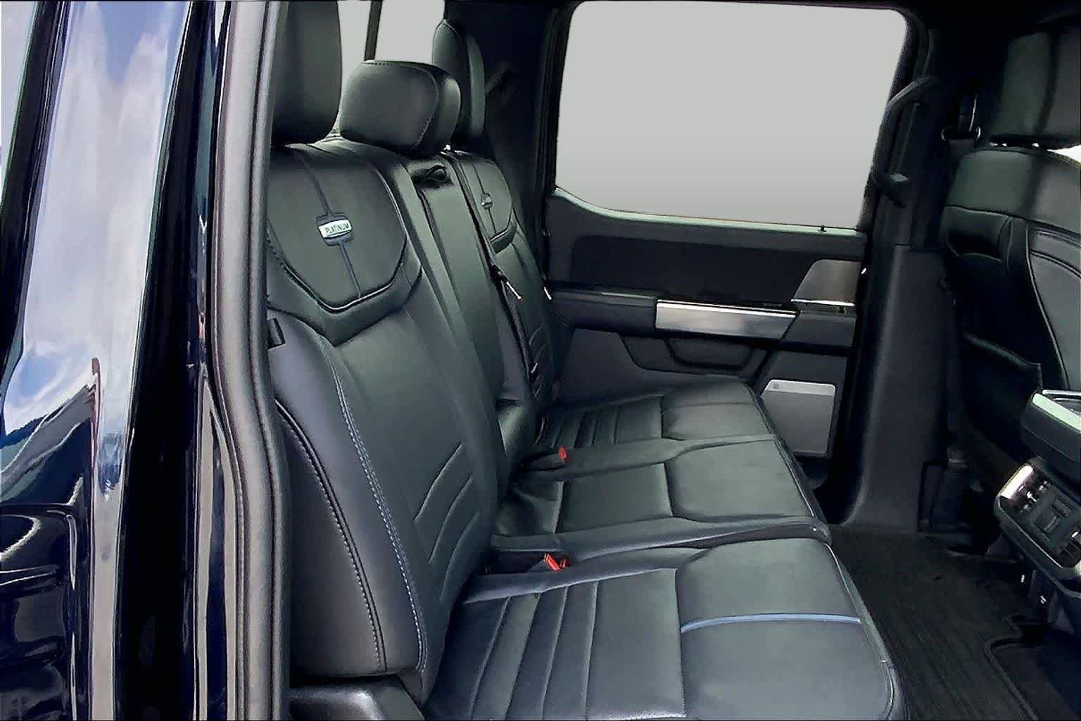 Certified 2025 Ford F150 Platinum AWD/4WD image 19