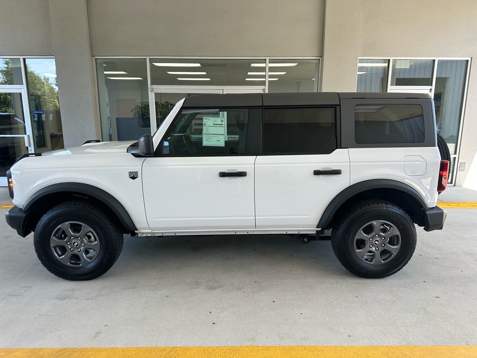 Certified 2025 Ford Bronco Big Bend AWD/4WD image 3