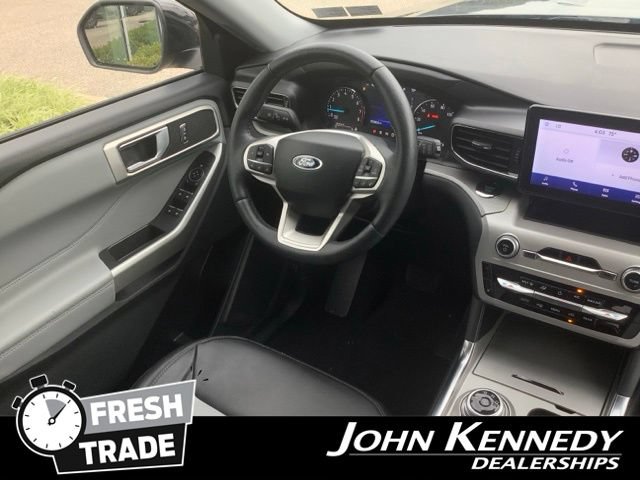Certified 2023 Ford Explorer XLT w/ Equipment Group 202A AWD/4WD image 17