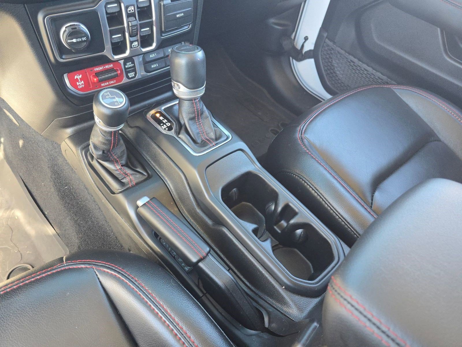 Used 2023 Jeep Gladiator Rubicon w/ LED Lighting Group image 14