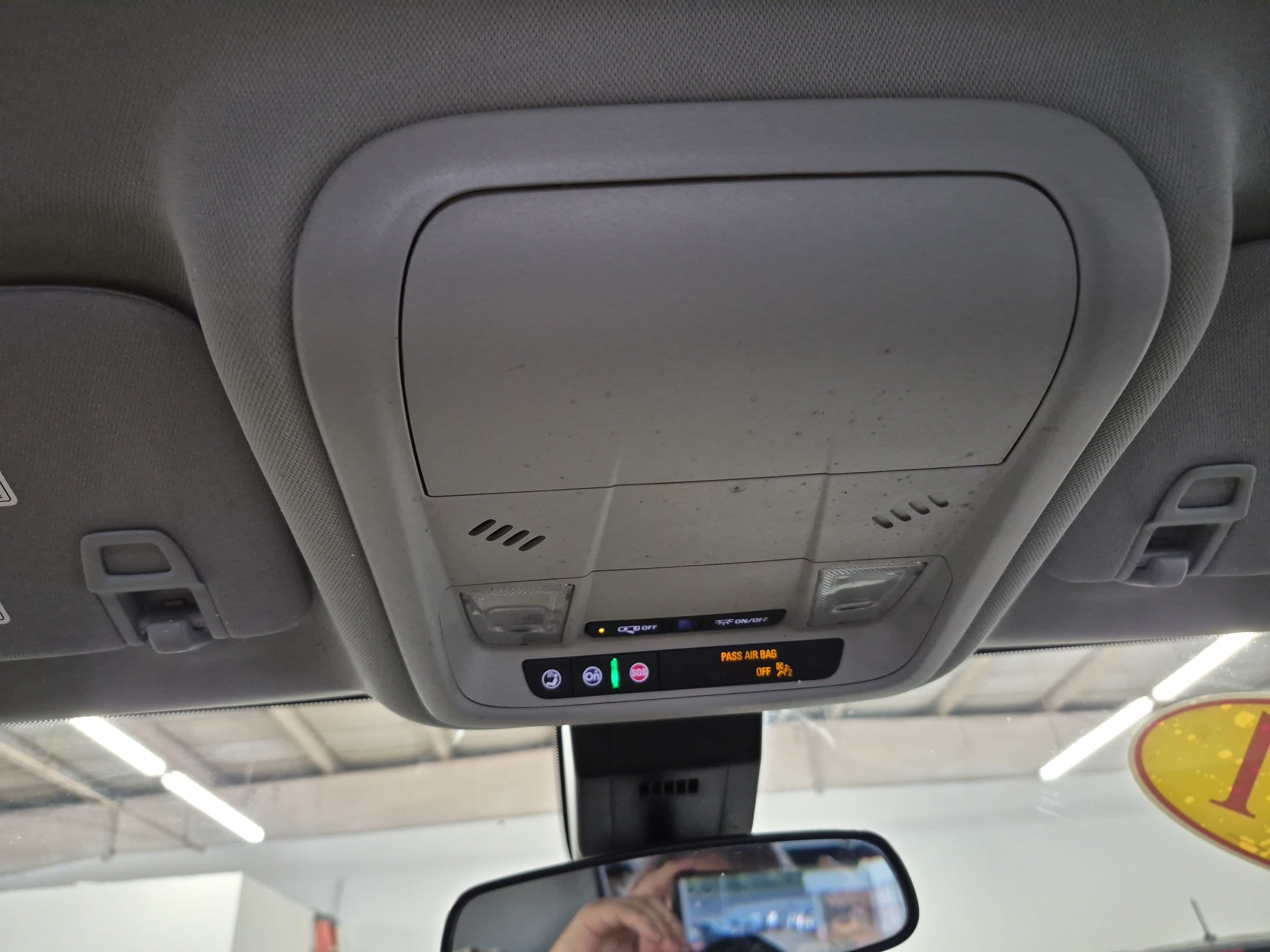 Used 2021 Chevrolet Equinox LS w/ LS Convenience Package FWD image 33