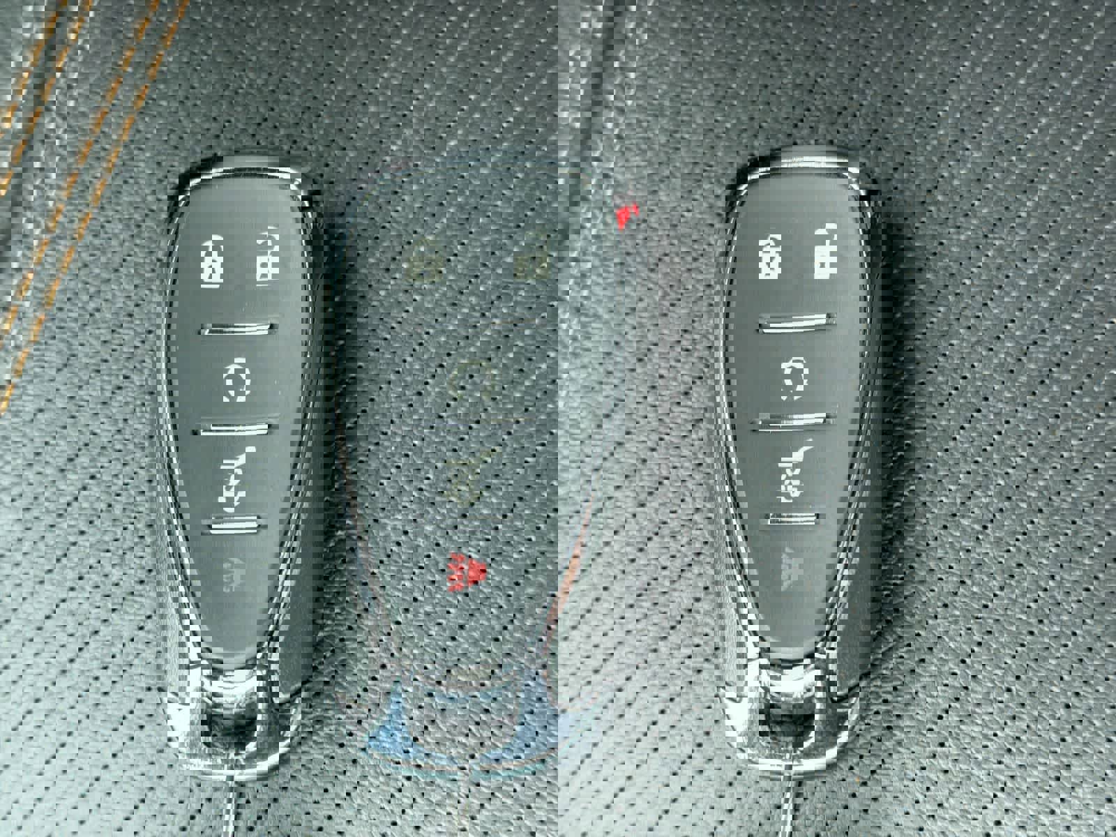 Used 2023 Chevrolet Equinox Premier w/ LPO, Floor Liner Package image 35