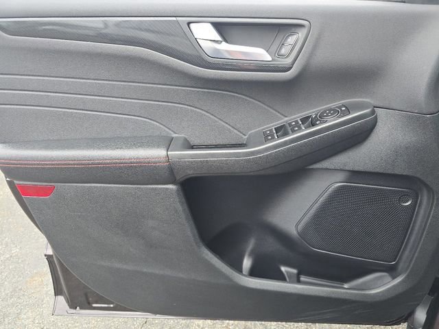 Certified 2023 Ford Escape ST-Line Select w/ Tech Pack #1 image 33