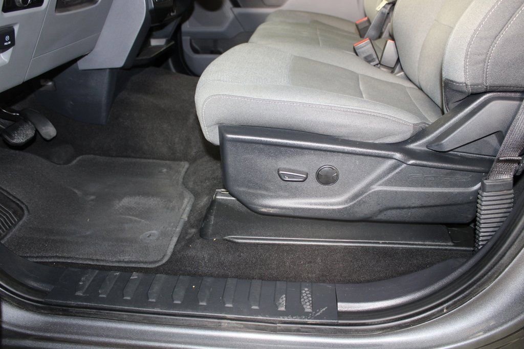 Certified 2025 Ford F150 XLT w/ Equipment Group 301A Standard image 9