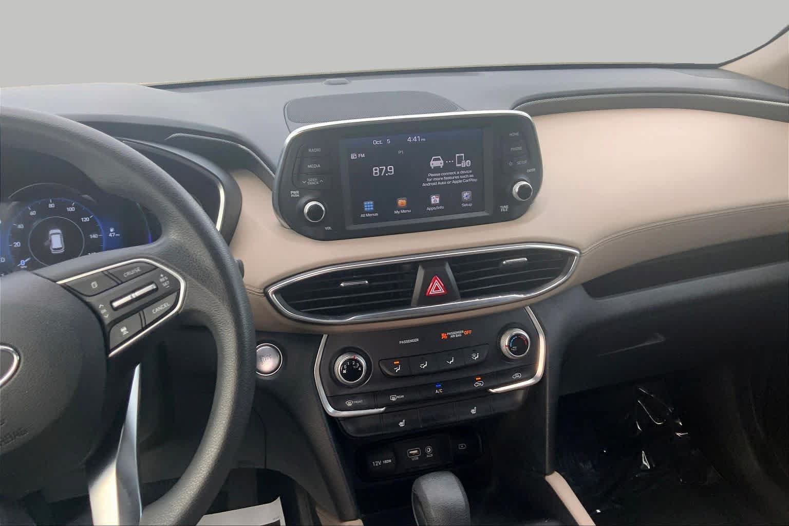 Used 2019 Hyundai Santa Fe SEL FWD image 6