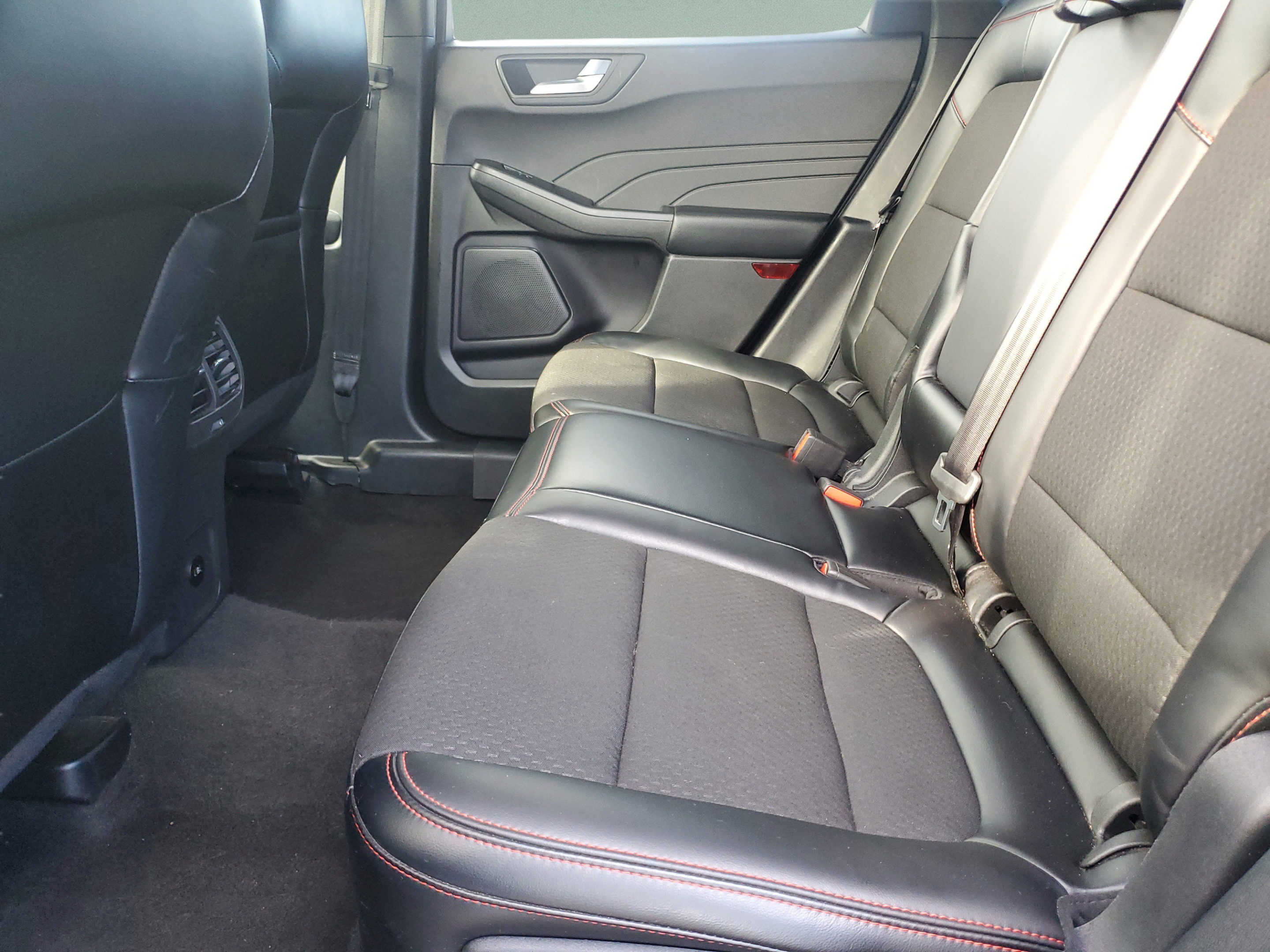 Certified 2024 Ford Escape ST-Line FWD image 13