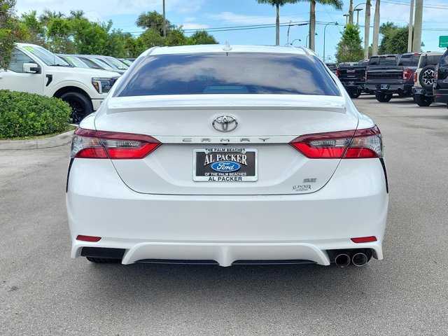 Used 2024 Toyota Camry SE w/ Convenience Package FWD image 6