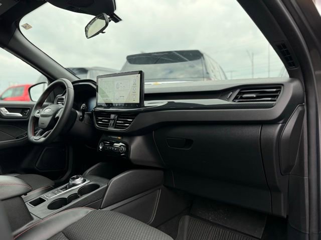 Certified 2023 Ford Escape ST-Line w/ Tech Pack #1 image 16