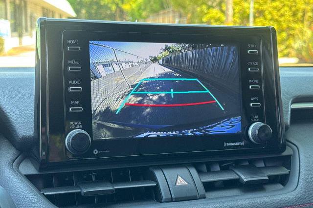 Used 2021 Toyota RAV4 SE w/ Weather & Moonroof Package AWD/4WD image 15