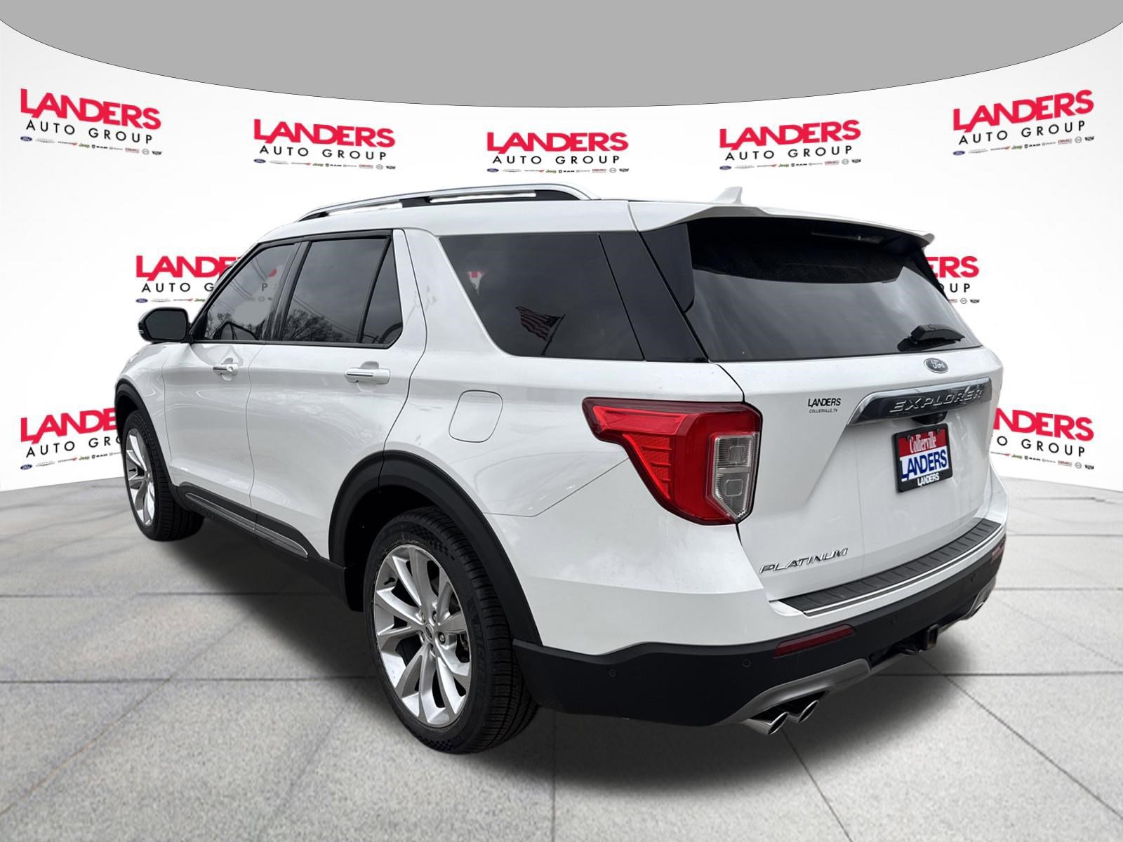 Certified 2022 Ford Explorer Platinum w/ Equipment Group 601A image 3