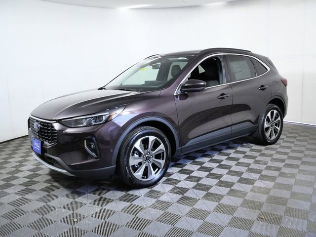 Certified 2023 Ford Escape Platinum w/ Premium Technology Package AWD/4WD image 5