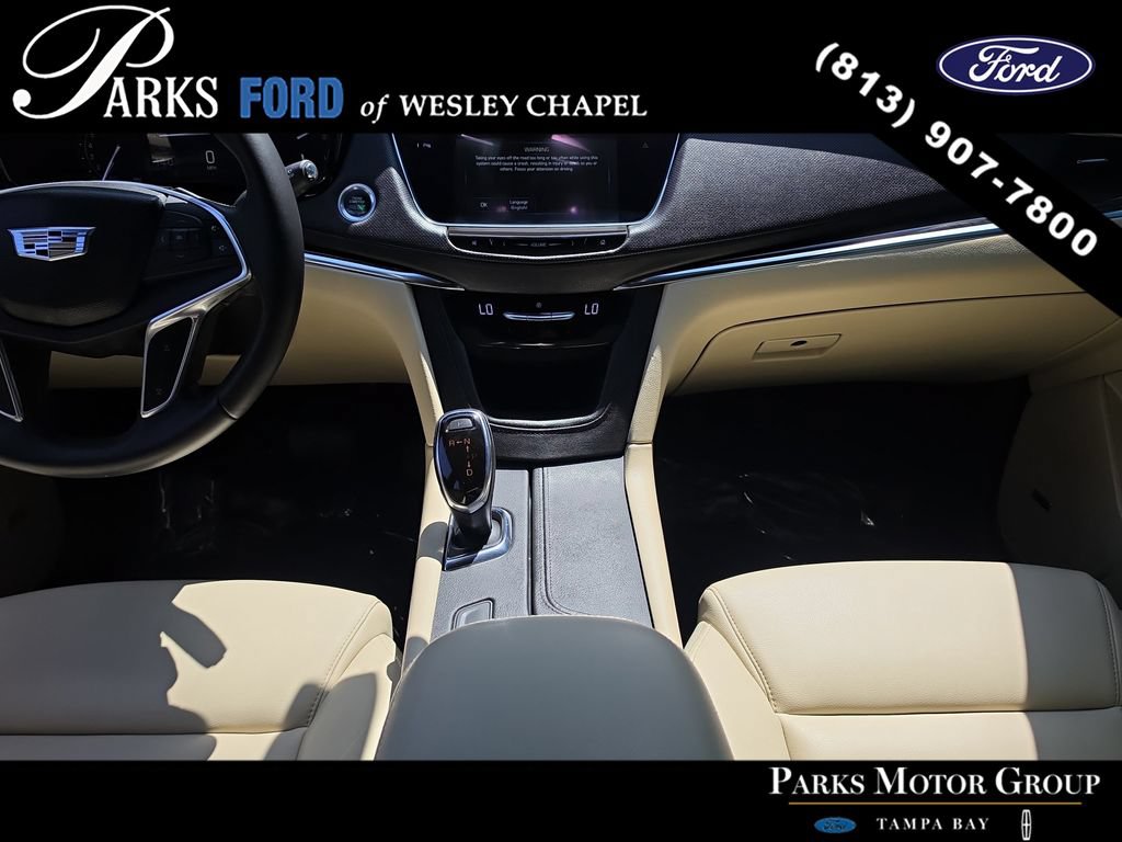 Used 2017 Cadillac XT5 FWD w/ LPO, Wheel Lock Package image 13