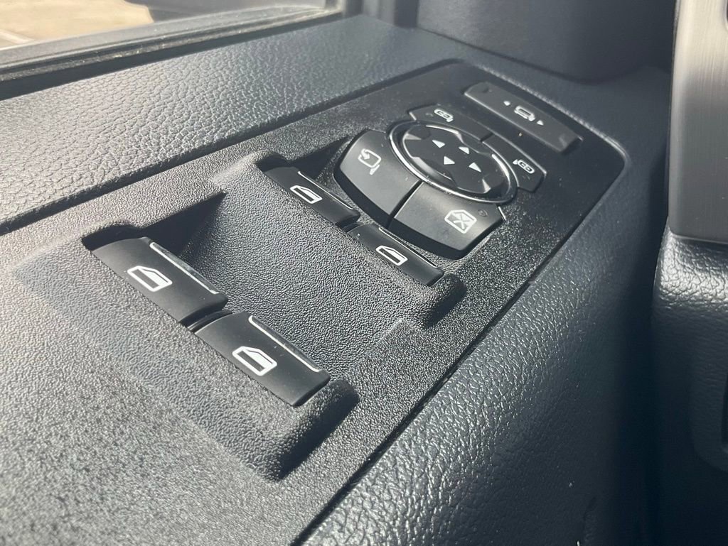 Certified 2022 Ford F350 Platinum w/ FX4 Off-Road Package image 49