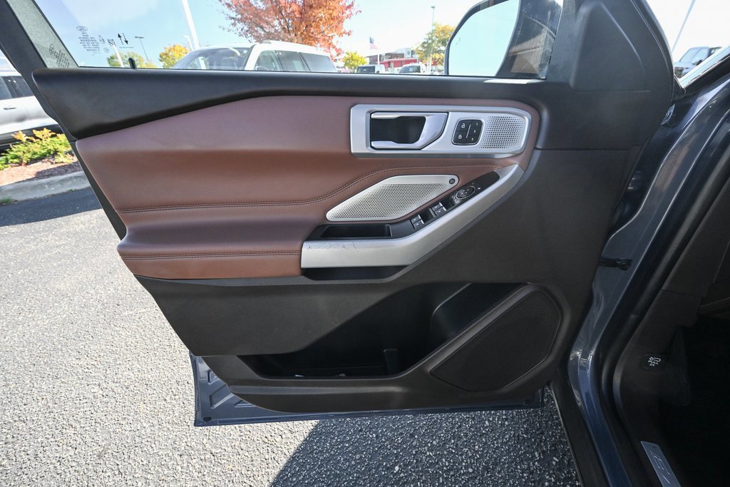 Certified 2021 Ford Explorer King Ranch w/ Premium Technology Package image 22